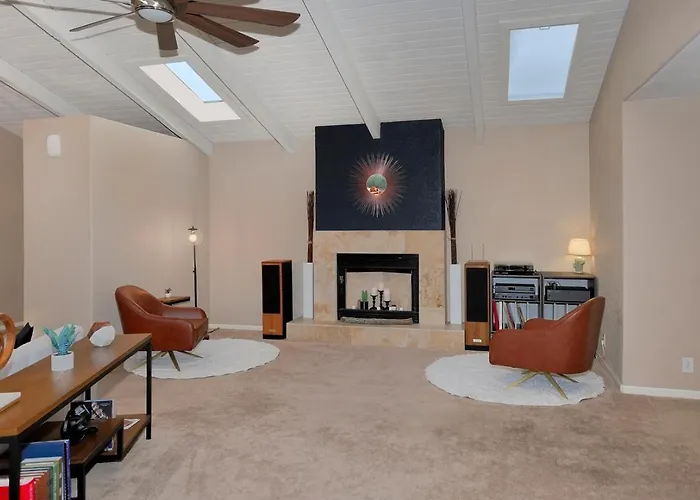 Crystal View Retreat